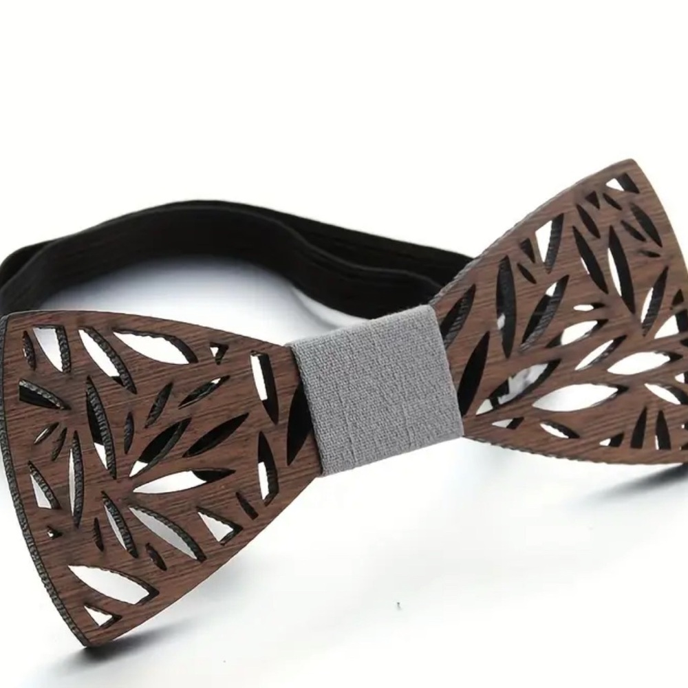 Wooden Bow Tie with Gray Center